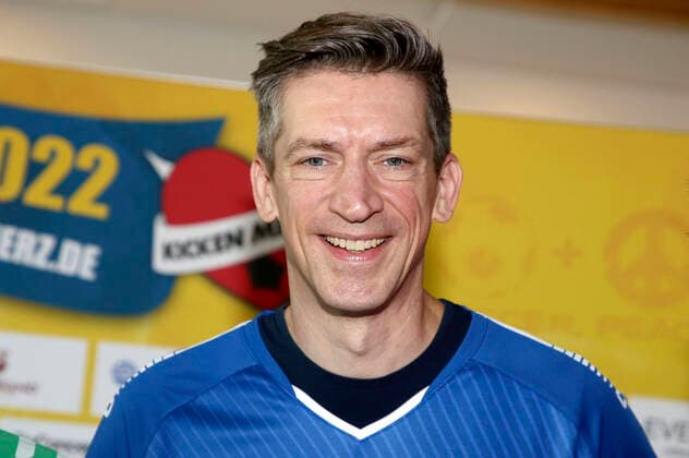 Steffen Hallaschka bei der Pressekonferenz zum Benefiz-Fußballspiel Kicken mit Herz 2022 in der Kaifu Lodge. Hamburg, 23.08.2022