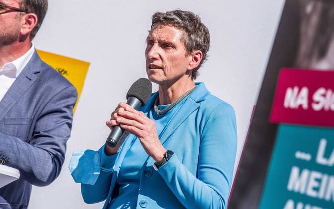 August 23, 2022, Munich, Bavaria, Germany: Beatrix Zurek (Gesundheitsreferentin der Stadt MoÂ¼nchen). Under the motto of Na Sicher , the Bavarian Health Minister Klaus Holetschek kicked off the new Coronavirus Covid-19 communication campaign. Through this campaign, the Ministry is providing information for the coming Fall and Winter and regarding Coronavirus booster vaccinations. Appearing alongside Minister Holetschek were Beatrix Zurek of the Munich city Health Department, as well as famed Virologist Professor Ulrike Protzer of TU Muenchen University. Munich Germany - ZUMAb160 20220823_zbp_b160_045 Copyright: xSachellexBabbarx