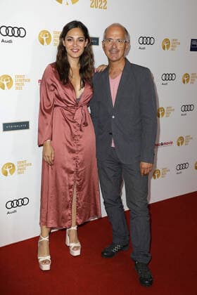 Nilam Farooq und Christoph Maria Herbst, die beiden Preisträger bei der Verleihung vom Ernst-Lubitsch-Preis am 23.08.2022 in Berlin Ernst-Lubitsch-Preis Verleihung 2022 in Berlin