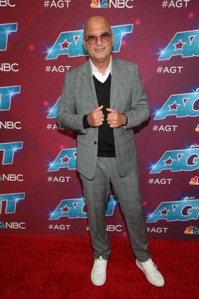 PASADENA, CA - AUGUST 23: Howie Mandel at AmericaÕs Got Talent Season 17 Live Show red carpet at the Sheraton Pasadena Hotel on August 23, 2022 in Pasadena, California. Copyright: xFayexSadoux