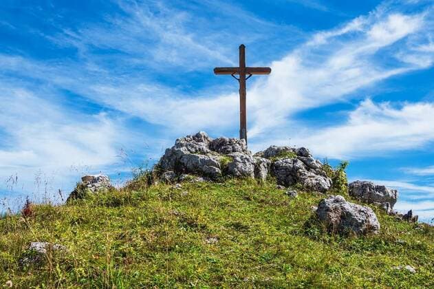  Summit cross on the mountain Prediktstuhl in the Berchtesgaden Alps, Germany, Summit cross on the mountain Prediktstuhl in the Berchtesgaden Alps, Germany., Summit cross on the mountain Prediktstuhl in the Berchtesgaden Alps, Germany., 07.03.2021, Copyright: xRicoKx Panthermedia29688508.jpg