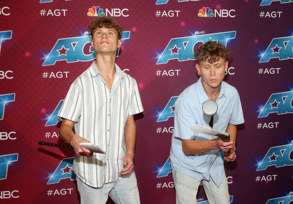 America s Got Talent season 17 live show red carpet event at Sheraton Pasadena Hotel Featuring: Connor Cline, Carson Cline Where: Pasadena, California, United States When: 23 Aug 2022 Credit: Faye s Vision Cover Images Copyright: xx 51907130 EDITORIAL USE ONLY. NOT FOR USE BY NEWSPAPERS BASED IN THE UK.