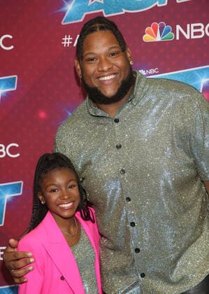 America s Got Talent season 17 live show red carpet event at Sheraton Pasadena Hotel Featuring: Bri, JoJo Where: Pasadena, California, United States When: 23 Aug 2022 Credit: Faye s Vision Cover Images Copyright: xx 51907023 EDITORIAL USE ONLY. NOT FOR USE BY NEWSPAPERS BASED IN THE UK.