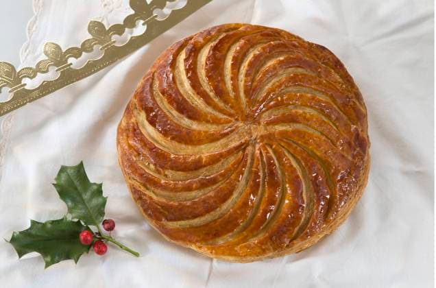 epiphany cake galette des rois , king cake , 19281754.jpg, almond, almond pastry, baked, bakery, biscuit, cake, celebration, confection, crown, decoration, dessert, epiphany, epiphany cake, festive, food, galette, holiday, king, pastry, pie, puff, recipe, slice, stuffed, sweet, traditional,