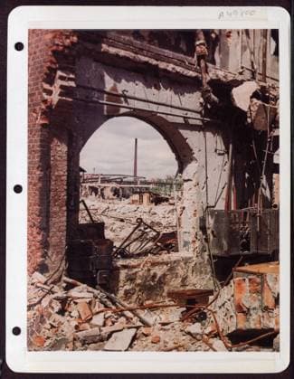 M.A.N. Factory At Nuremberg, Germany, Demolished By Allied Bombers. Rubble And Devastation At The Plant. Copyright: xpiemagsx piegerbomb05072022-32 !ACHTUNG AUFNAHMEDATUM GESCHÄTZT!
