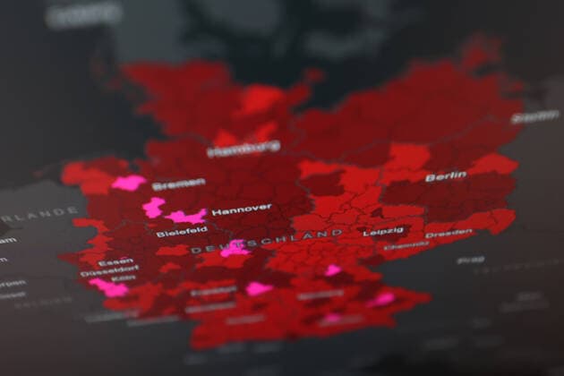 Dashboard des RKI, die 7-Tage-Inzidenz liegt nun bei 263,6 7-Tage-Inzidenz, Dashboard des RKI auf einem Monitor am 26.08.2022 in Siegen Deutschland.