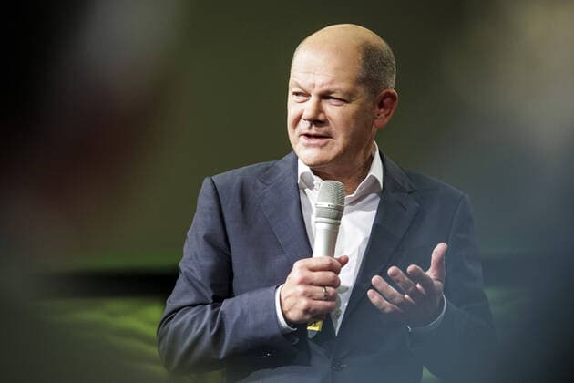 Olaf Scholz, Bundeskanzler, aufgenommen beim Wahlkampfauftakt der SPD Niedersachsen in Cuxhaven, 26.08.2022. Cuxhaven Deutschland *** Olaf Scholz, Federal Chancellor, taken at the campaign launch of the SPD Lower Saxony in Cuxhaven, 26 08 2022 Cuxhaven Germany Copyright: xJaninexSchmitz photothek.dex