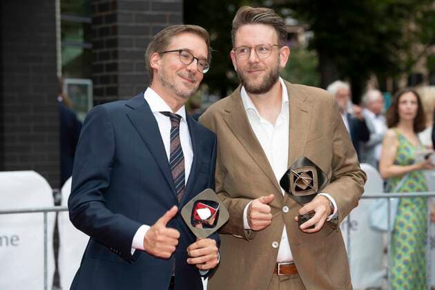 v.l. Thomas SCHMITT, Jakob LUNDT, Preistraeger Unterhaltung fuer Wer stiehlt mir die Show, Roter Teppich, Red Carpet Show, Ankunft, arrival, 58. Verleihung des Adolf-Grimme-Preises Adolf-Grimme-Preis Grimmepreis in Marl, 26.08.2022. Ã‚