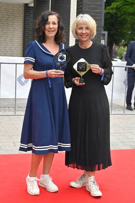 Christine Rütten und Petra Boberg bei der 58. Verleihung des Grimme Preises 2022 im Theater der Stadt Marl. Marl, 26.08.2022