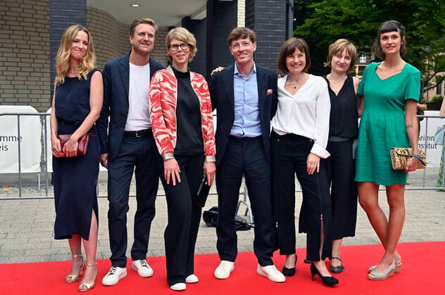 Das Team von CharitÃ intensiv bei der 58. Verleihung des Grimme Preises 2022 im Theater der Stadt Marl. Marl, 26.08.2022