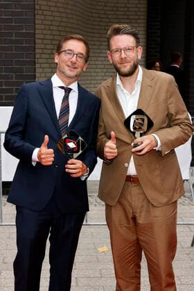 Creative Director Thomas Schmitt und Headautor Jakob Lundt bei der 58. Verleihung des Grimme Preises 2022 im Theater der Stadt Marl. Marl, 26.08.2022 NRW Deutschland Copyright: xChristophxHardtx