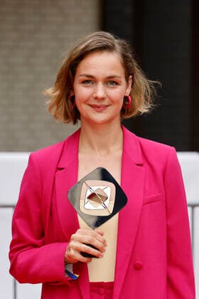 Schauspielerin Luise Heyer bei der 58. Verleihung des Grimme Preises 2022 im Theater der Stadt Marl. Marl, 26.08.2022 NRW Deutschland Copyright: xChristophxHardtx