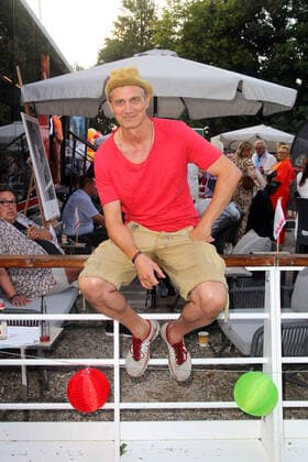 Ralf Bauer beim Movie meets Media Event am 27.08.2022 im Rahmen vom Happy Summer Weekend auf Gut Basthorst bei Hamburg Movie Meets Media - Caribbean Night Party am 27.08.2022 auf Gut Basthorst bei Hamburg *** Ralf Bauer at the Movie Meets Media Event on 27 08 2022 as part of the Happy Summer Weekend at Gut Basthorst near Hamburg Movie Meets Media Caribbean Night Party on 27 08 2022 at Gut Basthorst near Hamburg 