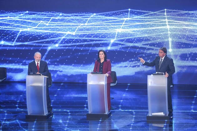 News Themen der Woche KW34 August 28, 2022, SoÆ’O PAULO, SoÆ’O PAULO, USA: Luiz InoÂ¡cio Lula da Silva, Simone Tebet and Jair Bolsonaro during a debate between the candidates for the Presidency of the Republic at the headquarters of Grupo Bandeirantes in the Morumbi neighborhood in the southern region of SoÂ£o Paulo on Sunday night, 28. SoO PAULO USA - ZUMAc233 20220828_zsp_c233_005 Copyright: xVanessaxCarvalhox