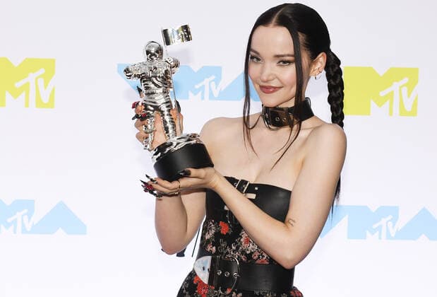 Entertainment Bilder des Tages August 28, 2022, Newark, NJ, USA: Dove Cameron poses in the press room at the 2022 MTV VMAs at Prudential Center on August 28, 2022 in Newark, New Jersey. Newark USA - ZUMAs181 20220828_zea_s181_153 Copyright: xJeremyxSmith Imagespacex