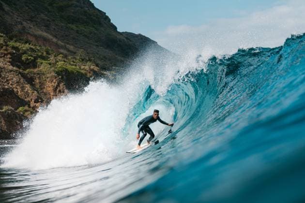 welle,surfen,surfer,wellen,homonym,surf,surferin,wellenreiten,wellenreiter,wellenreiterin *** wave,surfing,surfer,waves,surfers 539-ii4 ,model released, Symbolfoto
