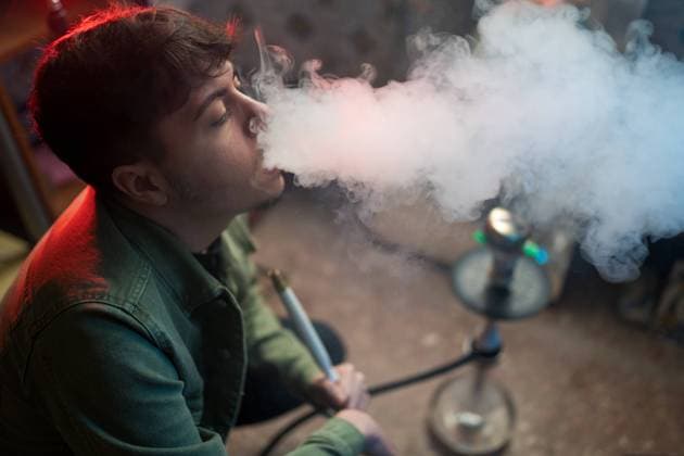 rauchen,wasserpfeife,shisha,raucher,argileh,ghalyun,hookah,huka,nargilah,nargileh,narjilés,schischa,schischas,sheesha,sheeshas,shishas,wasserpfeifen *** smoking,hookah,shisha,hookahs 539-kl7 ,model released, Symbolfoto