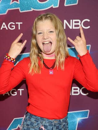 America s Got Talent Season 17 Live Show Red Carpet Event at Sheraton Pasadena Hotel Featuring: Harper Akudama Where: Pasadena, California, United States When: 30 Aug 2022 Credit: Faye s Vision Cover Images Copyright: xx 51924630 EDITORIAL USE ONLY. NOT FOR USE BY NEWSPAPERS BASED IN THE UK.