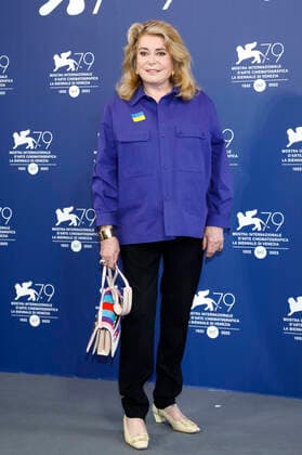 Filmfestspiele in Venedig, Catherine Deneuve Photocall - Verleihung Goldener Löwe Lebenswerk Catherine Deneuve beim Photocall anlässlich der Verleihung des Goldenen Löwen für das Lebenswerk auf der Biennale di Venezia 2022 79. Internationale Filmfestspiele von Venedig im Palazzo del Casino. Venedig, 31.08.2022