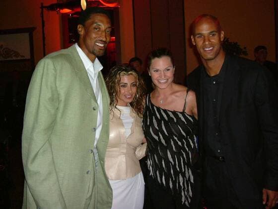 MIAMI BEACH, FL - 2003: Scottie Pippen; Larsa Pippen leaves a Miami nightclub on 2003 in Miami Beach, Florida...People: Scottie Pippen; Larsa Pippen Miami Beach United States Of America - ZUMAs214 20030611_zba_s214_004 Copyright: xSMGx