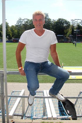 Uli Stein beim Benefiz Fussballspiel Kicken mit Herz zugunsten der Kinder Herzstation der Universitätsklinik Eppendorf am 4.09.2022 in Hamburg Kicken mit Herz 2022 Benefiz Fussballspiel in Hamburg