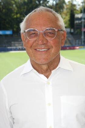 Felix Magath beim Benefiz Fussballspiel Kicken mit Herz zugunsten der Kinder Herzstation der Universitätsklinik Eppendorf am 4.09.2022 in Hamburg Kicken mit Herz 2022 Benefiz Fussballspiel in Hamburg