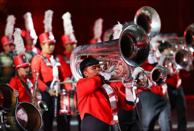 Russland, MilitÃ¤r-Musik-Festival in Moskau MOSCOW, RUSSIA â€“ SEPTEMBER 4, 2022: Members of Thailand s Boonwattana School Marching Band perform in Red Square at the closing ceremony of the 2022 Spasskaya Tower International Military Music Festival. Artyom Geodakyan TASS  TS1408A0