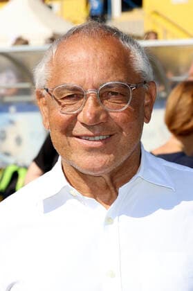 Felix Magath beim Benefiz-Fußballspiel Kicken mit Herz 2022 zu Gunsten des Herzzentrums des UKE im Stadium des SC Victoria. Hamburg, 04.09.2022
