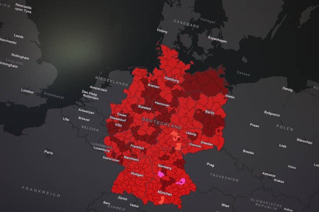 Dashboard des RKI, die 7-Tage-Inzidenz liegt nun bei 219,1 7-Tage-Inzidenz, Dashboard des RKI auf einem Monitor am 06.09.2022 in Siegen Deutschland.