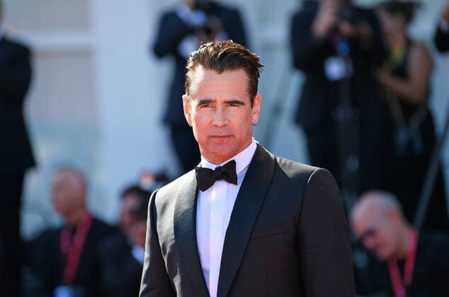(220906) -- VENICE, Sept. 6, 2022 -- Actor Colin Farrell poses on the red carpet for the premiere of the film The Banshees of Inisherin during the 79th Venice International Film Festival in Venice, Italy, on Sept. 5, 2022. ) ITALY-VENICE-79TH VENICE INT L FILM FESTIVAL JinxMamengni 