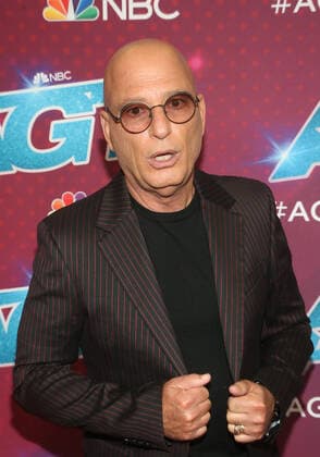 6 September 2022 - Pasadena, California - Howie Mandel. Red Carpet For America s Got Talent Season 17 Live Show held at the Sheraton Pasadena in Pasadena. Pasadena USA - ZUMAa123 20220906_zaa_a123_045 Copyright: xFSx