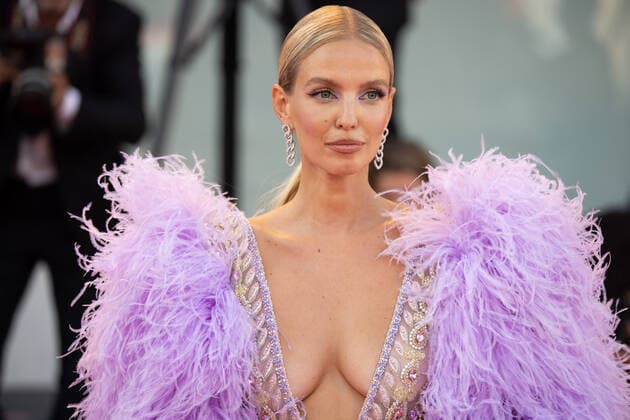 Leonie Hanne attends the Il Signore Delle Formiche red carpet at the 79th Venice International Film Festival on September 06, 2022 in Venice, Italy. Ã‚ Photo: Cinzia Camela.  Copyright: xCinziaxCamelax xipa-agency.netx xLivexMediax