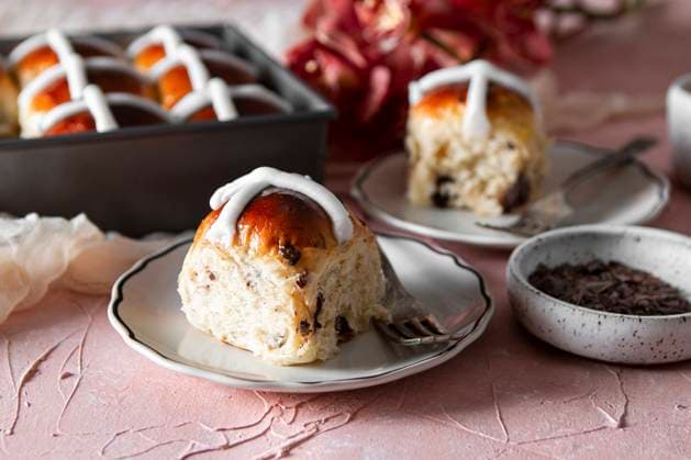 Candied Citrus and Chocolate Hot Cross Buns Candied Citrus and Chocolate Hot Cross Buns Copyright: xKaraxChinx KC070421-11