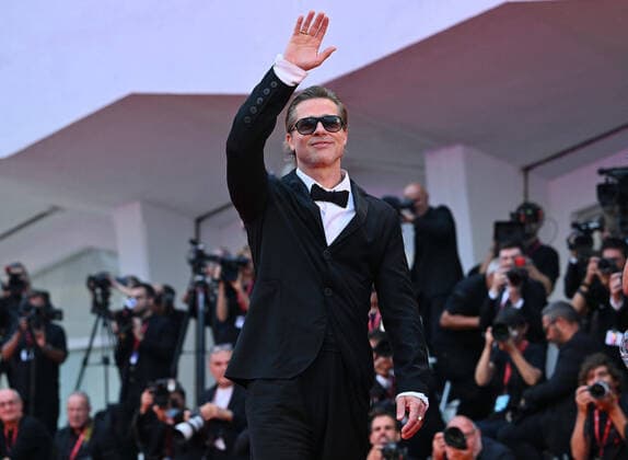 Bilder des Jahres 2022, Entertainment 09 September Entertainment Themen der Woche KW36 Filmfestspiele in Venedig, Blonde Premiere September 8, 2022, VENICE: US producer Brad Pitt arrives for the premiere of Blonde during the 79th Venice Film Festival in Venice, Italy, 08 September 2022. The movie is presented in official competition Venezia 79 at the festival running from 31 August to 10 September 2022. ANSA ETTORE FERRARI. VENICE - ZUMAa110 20220908_zaf_a110_122 Copyright: xEttorexFerrarix