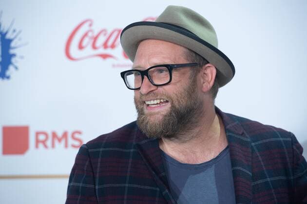 Gregor MEYLE, Saenger, Musiker, Roter Teppich, Red Carpet Show, Ankunft, arrival, Verleihung des Deutschen Radiopreises 2022 in Hamburg am 08.09.2022,