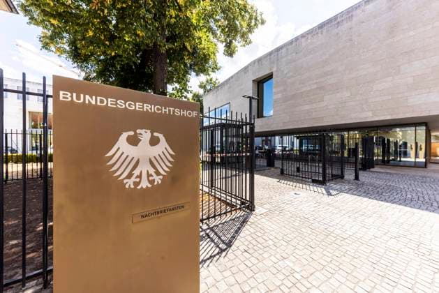 Justiz, Symbolfotos Der Bundesgerichtshof BGH in Karlsruhe ist das oberste Gericht der Bundesrepublik Deutschland auf dem Gebiet der ordentlichen Gerichtsbarkeit und damit letzte Instanz in Zivil- und Strafverfahren. 06.09.2022: Europa, Deutschland, Baden-Württemberg, Karlsruhe. *** The Federal Court of Justice (BGH) in Karlsruhe is the highest court of the Federal Republic of Germany in the field of ordinary jurisdiction and thus the court of last resort in civil and criminal proceedings 06 09 2022 Europe, Germany, Baden Württemberg, Karlsruhe