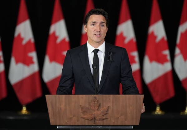 September 8, 2022, VANCOUVER, BC, CANADA: Canadian Prime Minister Justin Trudeau delivers a statement on the passing of Queen Elizabeth II in Vancouver on Thursday, September 8, 2022. Trudeau says the Queen was one of his favourite people in the world and she had an obvious love for Canada. He says she was thoughtful, wise, curious, helpful and funny and that he will miss their chats. VANCOUVER CANADA  - ZUMAc35_ 20220908_zaf_c35_047 Copyright: xDarrylxDyckx