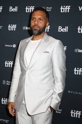 47eme Festival International du Film de Toronto. 47th Toronto International Film Festival. Red carpet of « The handmaid s tale ». O-T Fagbenle. 283844 2022-09-08 Toronto Canada  Copyright: xIsabellexVautierx xStarfacex STAR_283844_046