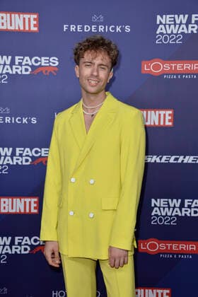 Felix Nieder beim Bunte New Faces Award STYLE in Berlin 08.09.2022