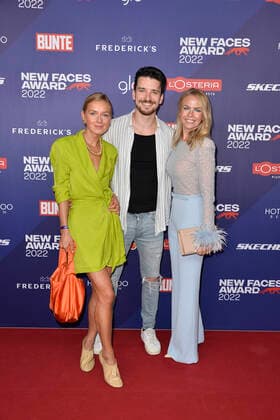 Anna Borisovna, Sven Gold und Carolin Henseler beim Bunte New Faces Award STYLE in Berlin 08.09.2022