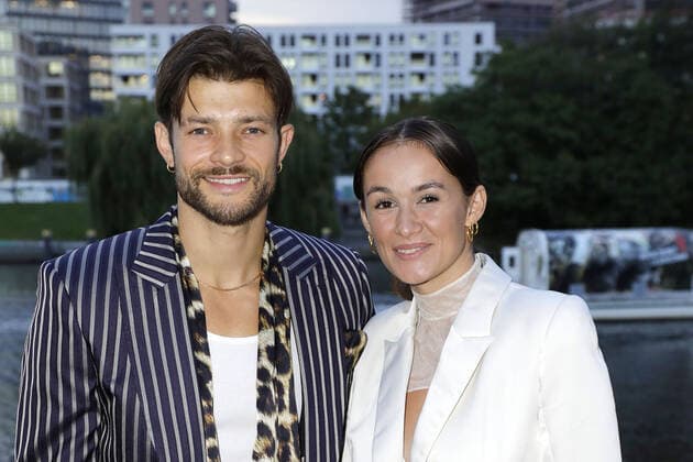Egon Bauder und seine Ehefrau Mogli (Selima Taibi) bei der Deutscher Schauspielpreis Verleihung am 9.09.2022 in Berlin Deutscher Schauspielpreis 2022 Verleihung in Berlin