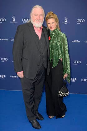 Felix von Manteuffel mit Ehefrau Leslie Malton bei der Verleihung des Deutschen Schauspielpreises 2022 im Restaurant Spindler & Klatt. Berlin, 09.09.2022