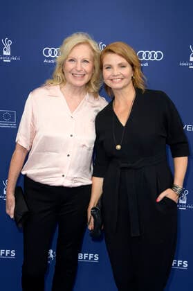 Maren Kroymann und Annette Frier bei der Verleihung des Deutschen Schauspielpreises 2022 im Restaurant Spindler & Klatt. Berlin, 09.09.2022