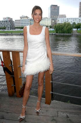 Celine Bethmann bei der Verleihung des Deutschen Schauspielpreises 2022 im Restaurant Spindler & Klatt. Berlin, 09.09.2022