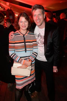 Esther Zimmering mit Begleitung bei der Verleihung des Deutschen Schauspielpreises 2022 im Restaurant Spindler & Klatt. Berlin, 09.09.2022