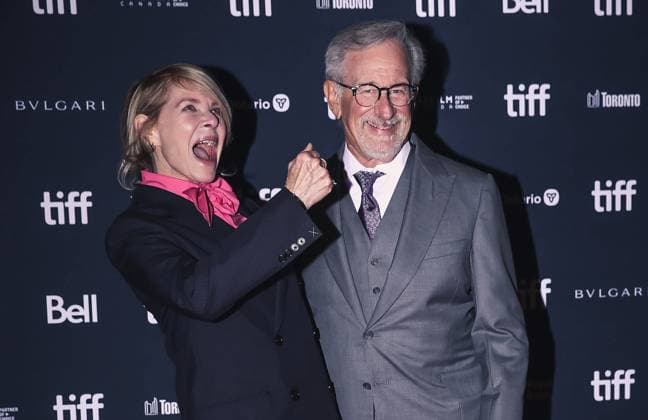 73. Berlinale, Steven Spielberg erhält den Goldenen Ehrenbären für sein Lebenswerk Toronto International Film Festival, The Fabelmans Premiere September 10, 2022, Toronto, ON, Canada: Kate Capshaw, Steven Spielberg attend The Fabelmans Premiere during the 2022 Toronto International Film Festival at Princess of Wales Theatre on September 10, 2022 in Toronto, Ontario. Toronto Canada - ZUMAs181 20220910_zea_s181_159 Copyright: xImagespacex