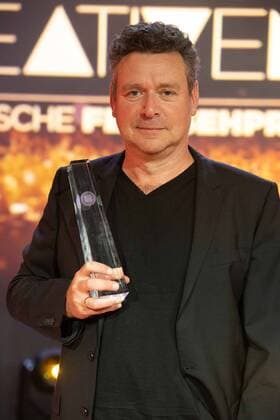 Preistraeger Magnus Vattrodt Verleihung des Deutschen Fernsehpreises, Die Nacht der Kreativen - Der Deutsche Fernsehpreis 2022, Deutscher Fernsehpreis 2022 in Koeln, am 13.09.2022.