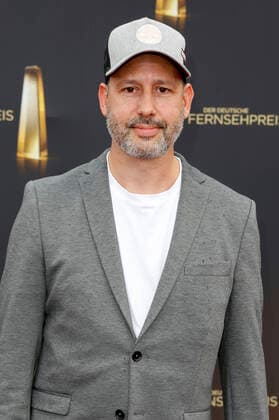 Johannes Spiecker bei der Verleihung des Deutschen Fernsehpreises 2022 - Die Nacht der Kreativen im Studio Ehrenfeld. Köln, 13.09.2022