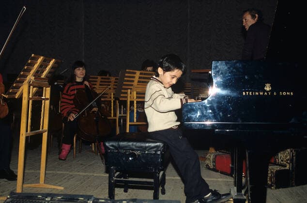 Seven-year-old piano player Igor Levit 8264141 10.03.1994 Seven-year-old piano player Igor Levit is seen rehearsing with the Nizhny Novgorod Symphony Orchestra. Yuriy Somov Nizhny Novgorod Russia  Copyright: xYuriyxSomovx