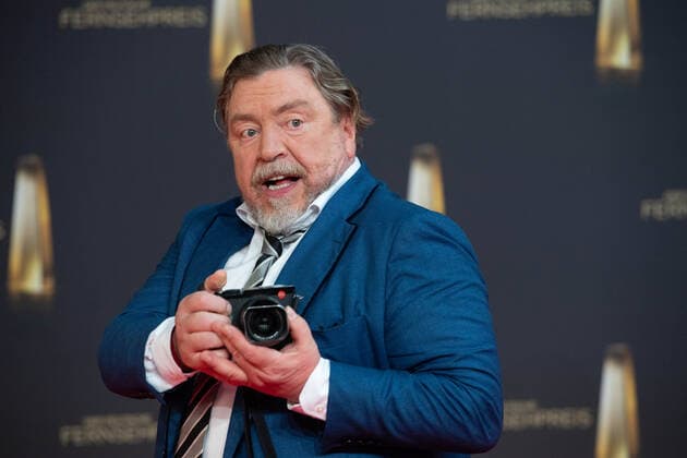 Armin ROHDE, Schauspieler, Roter Teppich, Red Carpet Show, Ankunft, arrival, Verleihung des Deutschen Fernsehpreises, Der Deutsche Fernsehpreis 2022, Deutscher Fernsehpreis 2022 in Koeln, am 14.09.2022.